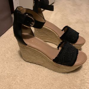 Tommy Hilfiger wedges 8 1/2 size used once